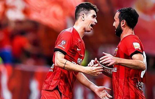 苹果下载-【中超】奥斯卡巴尔加斯破门 海港2比0蓉城继续第二