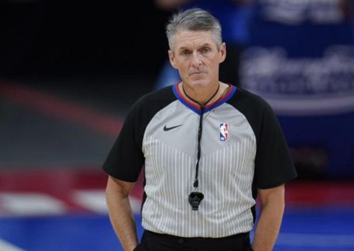 移动应用-NBA官宣总决赛裁判大名单：福斯特托尼兄弟等四大名哨领衔